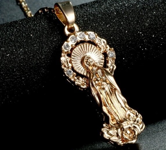18K goud verguld Maagd Maria kettinghanger met zirkonen, Overige materialen, Nieuw, Ophalen of Verzenden, Goud