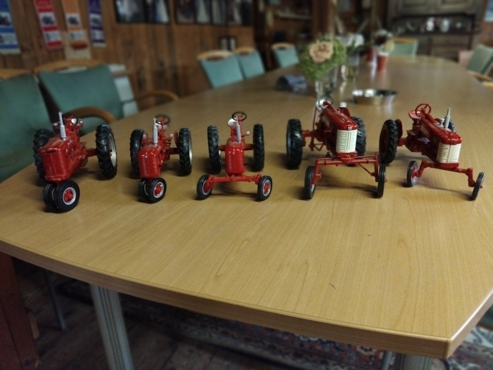 Set van 5 Farmall tractoren - 450, 350, C, M, Gebruikt, 1:32 tot 1:50, Overige typen, Ophalen