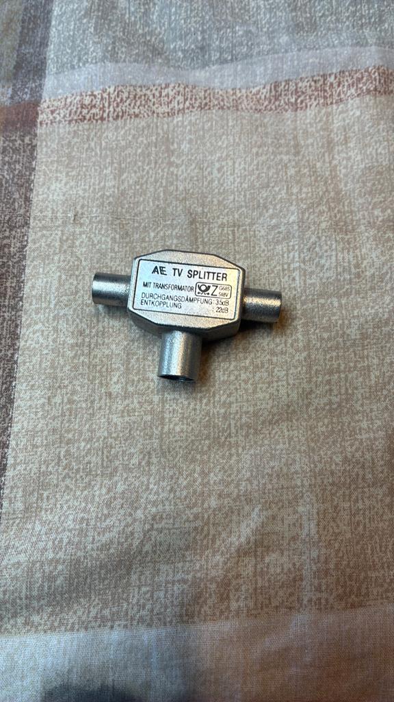 Coax TV splitter, Ophalen of Verzenden, Zo goed als nieuw