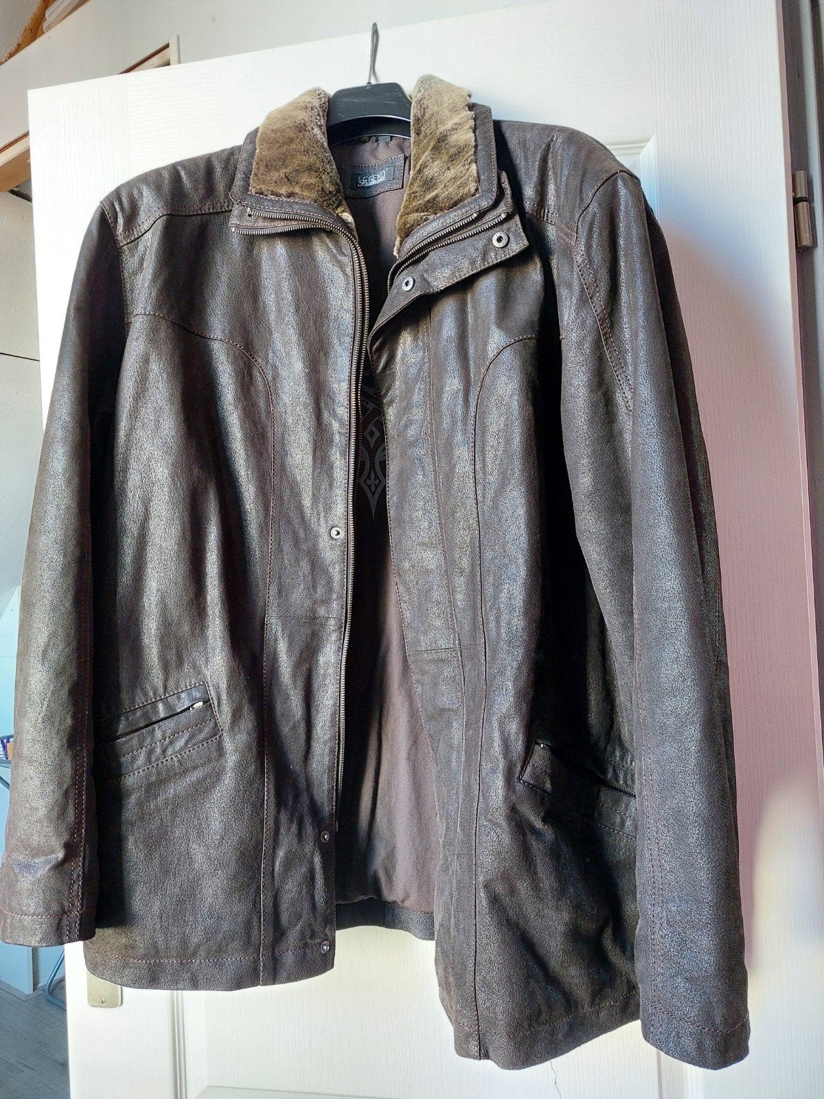 Legend Scandinavia Heren Leren Jas met Bontkraag, Kleding | Heren, Jassen | Winter, Ophalen, Gedragen, Maat 56/58 (XL), Bruin