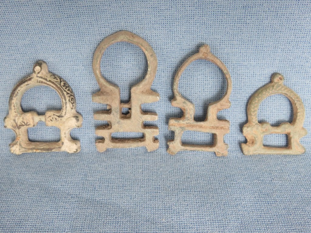 Middeleeuwen - gespen in brons - 5e  eeuw - 8e eeuw, Antiek en Kunst, Antiek | Koper en Brons, Ophalen of Verzenden, Brons