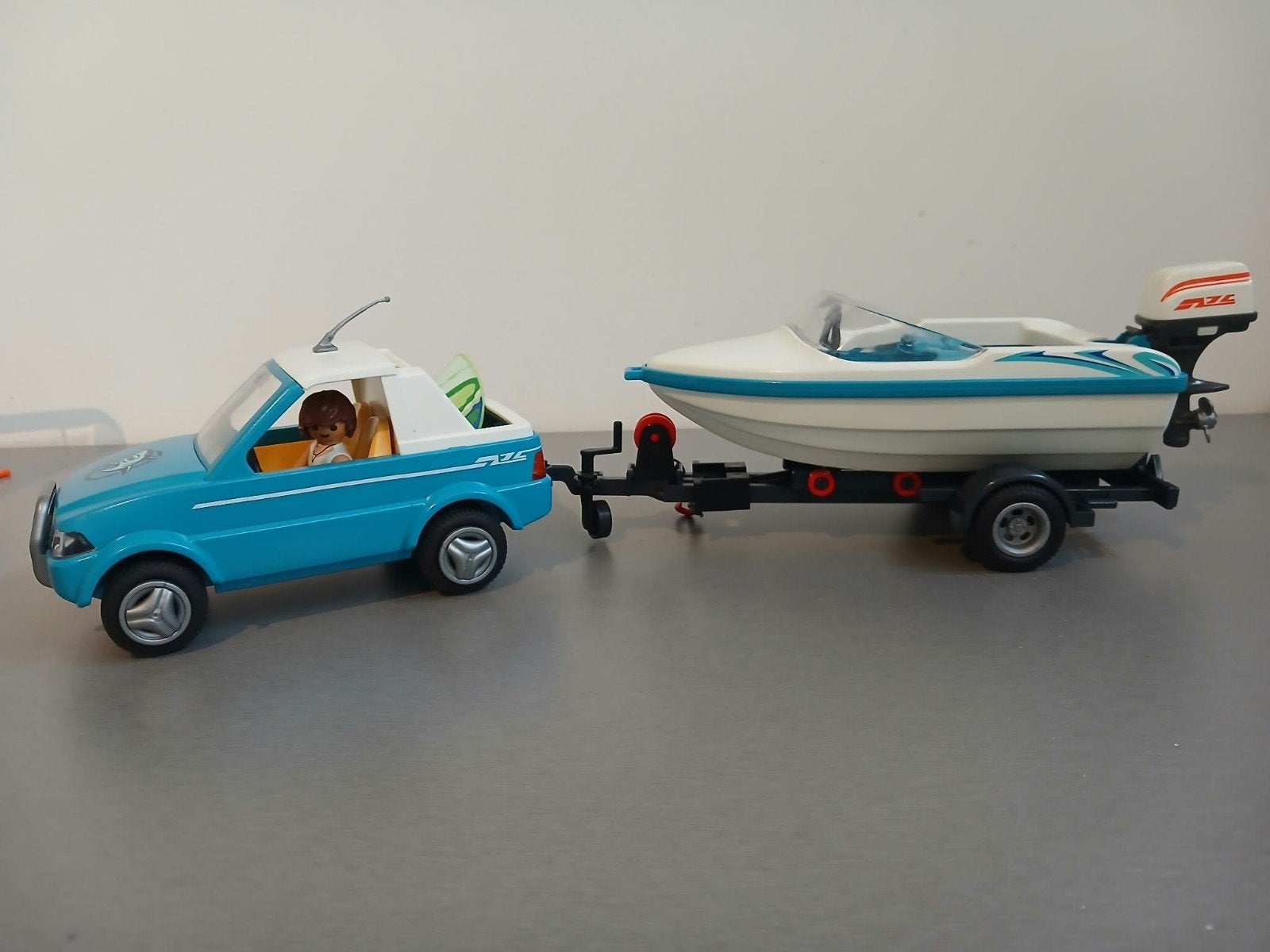 playmobil jeep, boot + aanhanger en surfer met surfplank, Ophalen of Verzenden, Gebruikt, Losse onderdelen, Voertuig