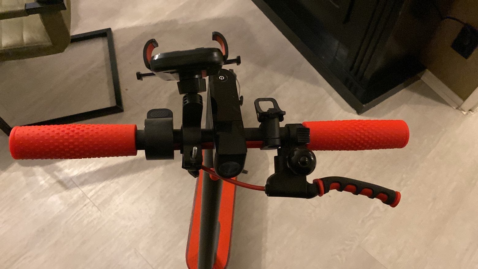 Gepersonaliseerde E-step met lader - 35km/u, 25km bereik, Fietsen en Brommers, Steps, Ophalen of Verzenden, Gebruikt, Elektrische step (E-scooter)