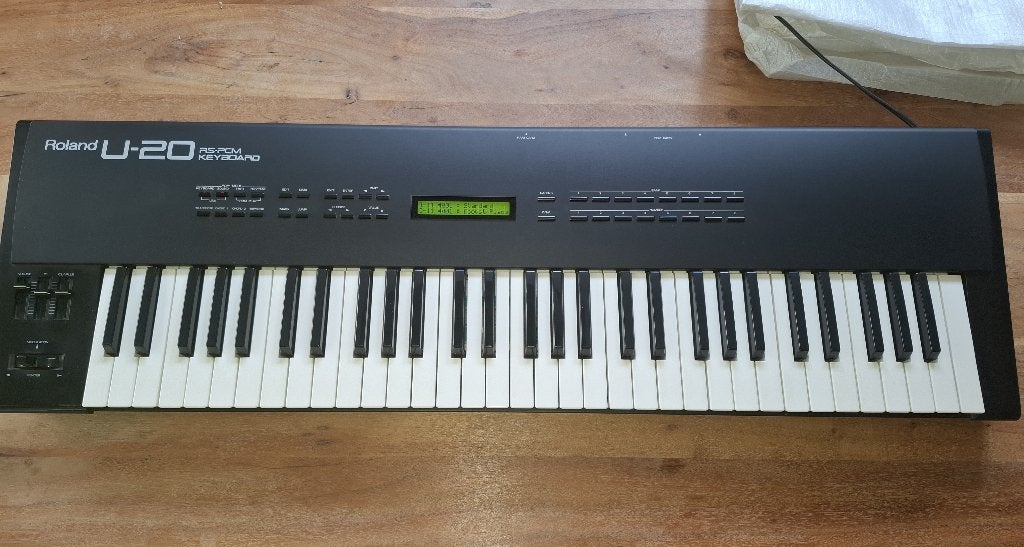 Roland U20 keyboard (LET OP!!), Ophalen, Roland, Midi-aansluiting, 61 toetsen