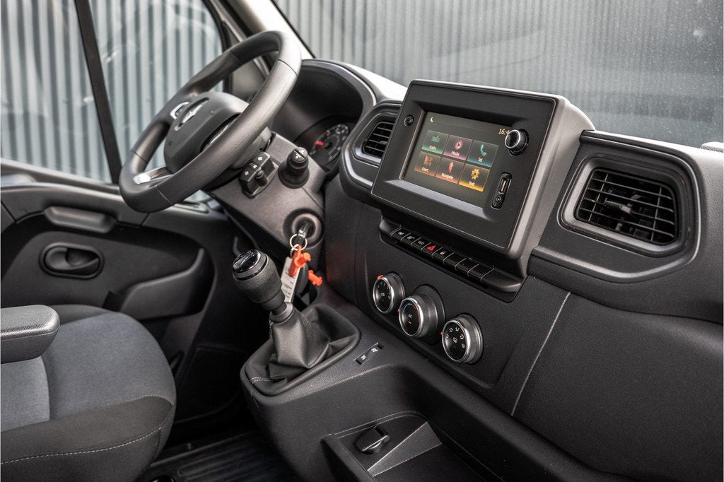 Renault Master *2.3dCi | Bakwagen met Laadklep | LED | Carpl, 145 pk, Gebruikt, 4 cilinders, Renault