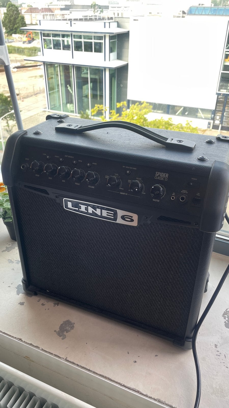 Line 6 Spider Classic 15 Gitaarversterker, Ophalen, Zo goed als nieuw, Gitaar, Minder dan 50 watt