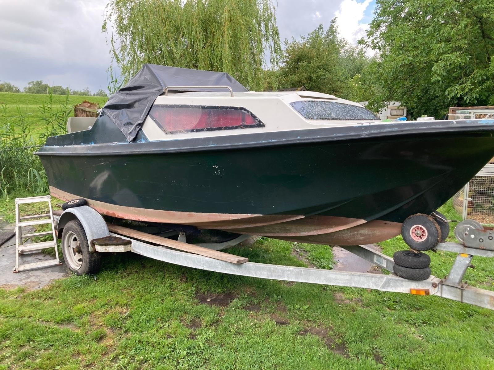 Motorboot met buitenboordmotor en trailer, Watersport en Boten, Ophalen, Overige merken, Gebruikt, Tot 1.00 meter