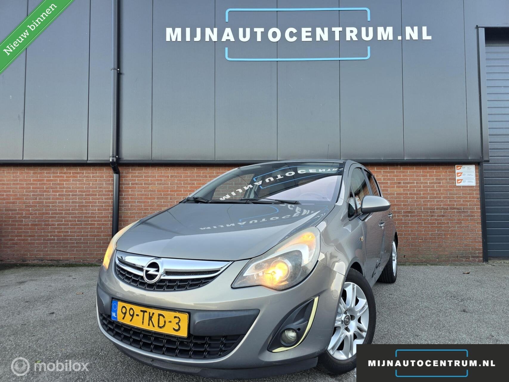 Opel Corsa 1.3 CDTi EcoFlex S/S Cosmo / NAP / NAVI / CLIMA, Auto's, Voorwielaandrijving, Euro 5, Gebruikt, Zwart