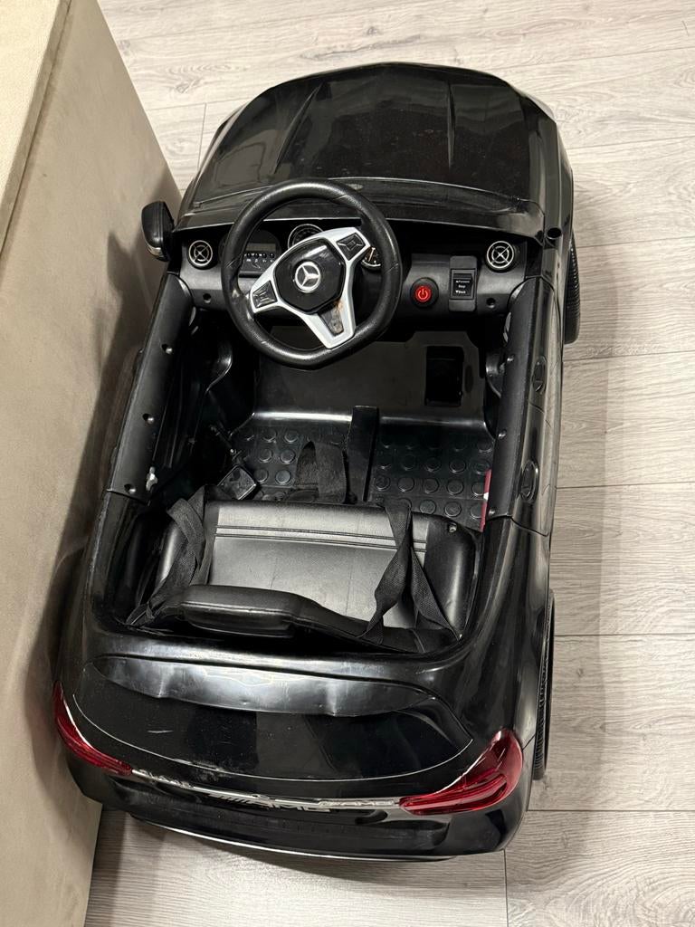Zwarte Mercedes kinderauto, Ophalen, Gebruikt
