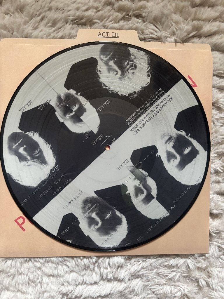Kasabian - ACT III - Blood Records Picture Disk, Pop, Picture disc, Ophalen of Verzenden, Zo goed als nieuw