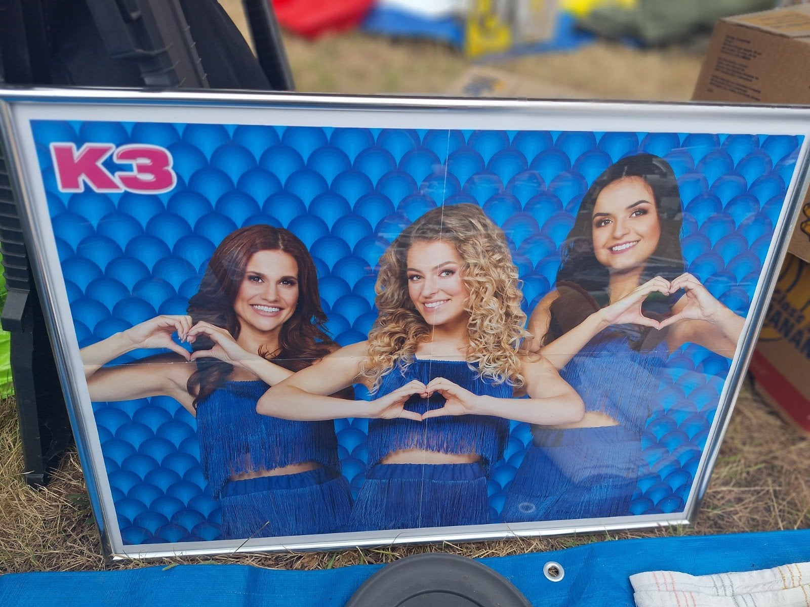 K3 Poster met Lijst - Perfect voor de K3 Fan!, 50 – 75, Gebruikt, Ophalen of Verzenden, 75 tot 100 cm