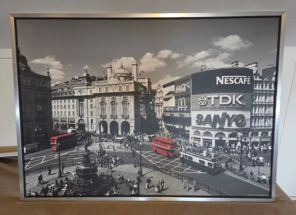 Piccadilly Circus, Londen, Ingelijste zwart-wit foto, Ophalen, Foto, Fotografie
