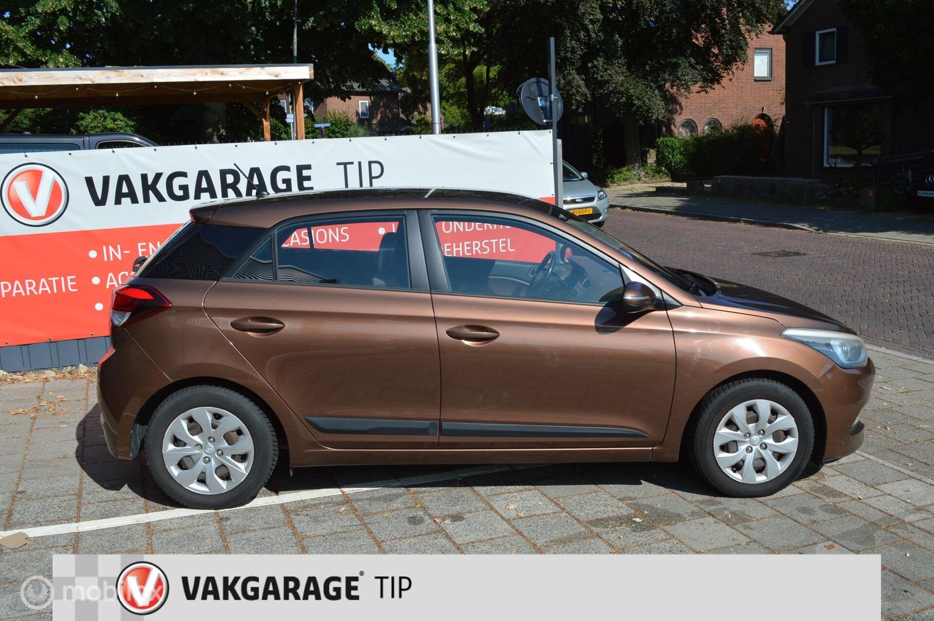 Hyundai i20 1.2 HP Bss. Ed. CARPLAY/Android auto / touchscre, Auto's, 83 pk, Gebruikt, 4 cilinders, Origineel Nederlands
