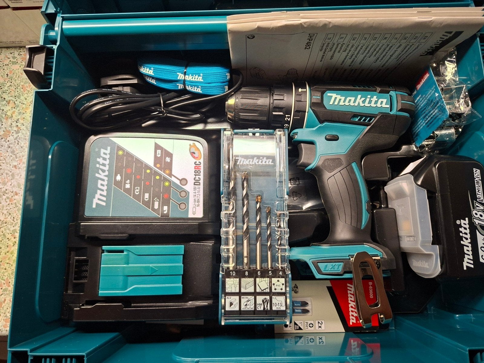 Makita DHP482ZJ klopBoor-/Schroefmachine met Accu en Oplader, Doe-het-zelf en Verbouw, Gereedschap | Boormachines, 600 watt of meer