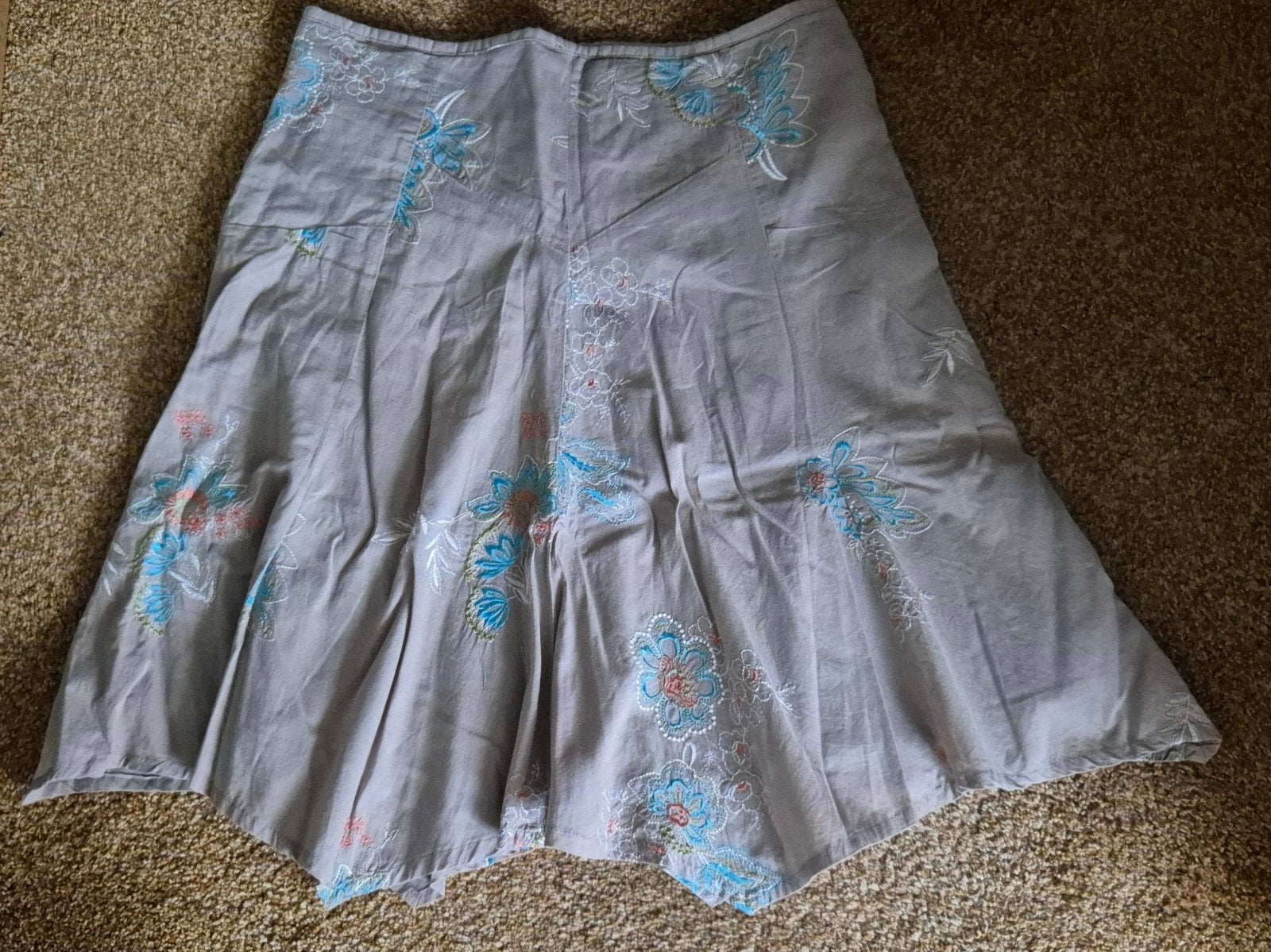 Zandkleurige rok met geborduurde stukken maat 38 Cane & Cane, Ophalen of Verzenden, Zo goed als nieuw, Maat 38/40 (M), Beige