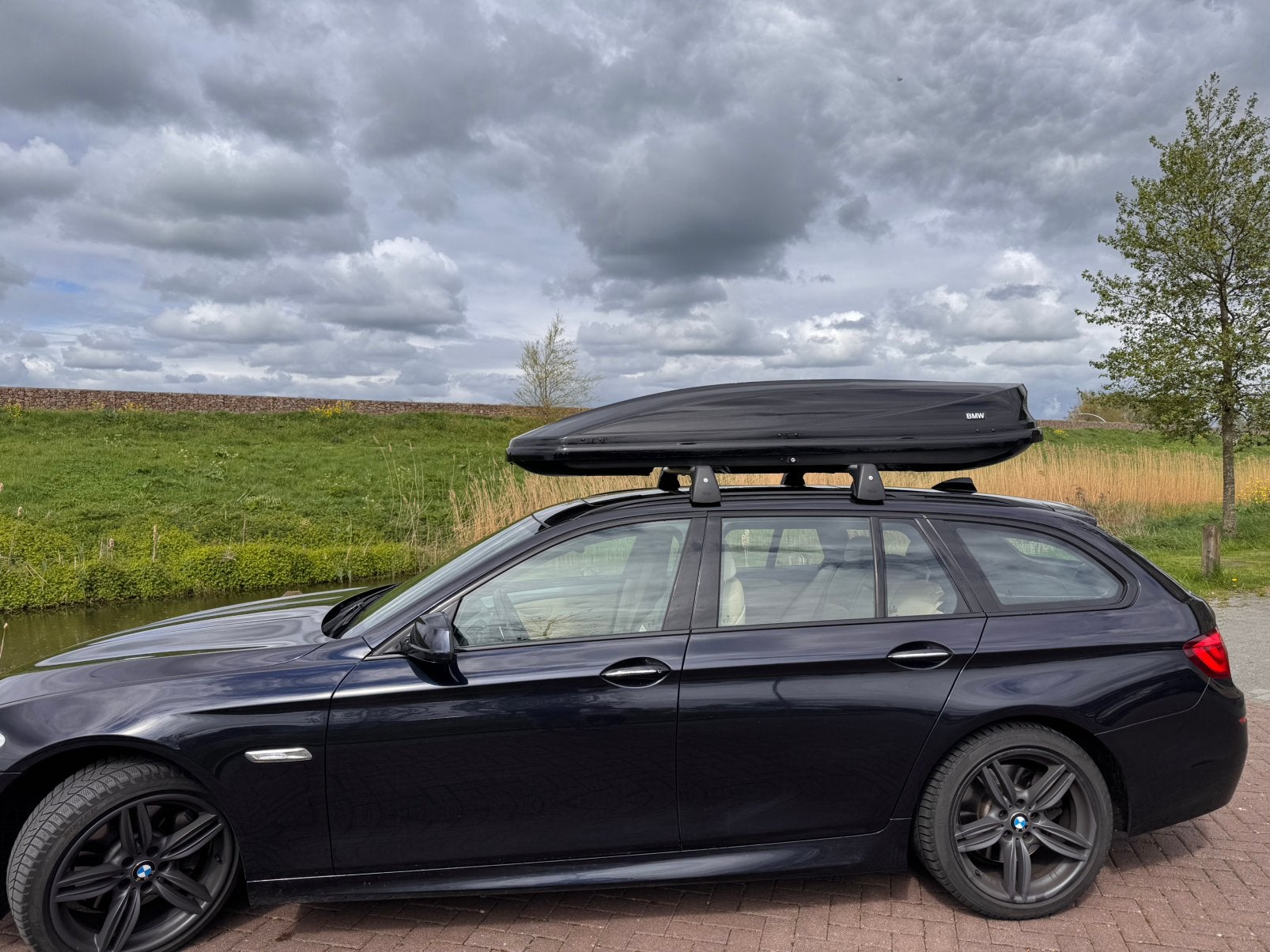 Bmw dakkoffer 480L te huur, Ophalen, Zo goed als nieuw