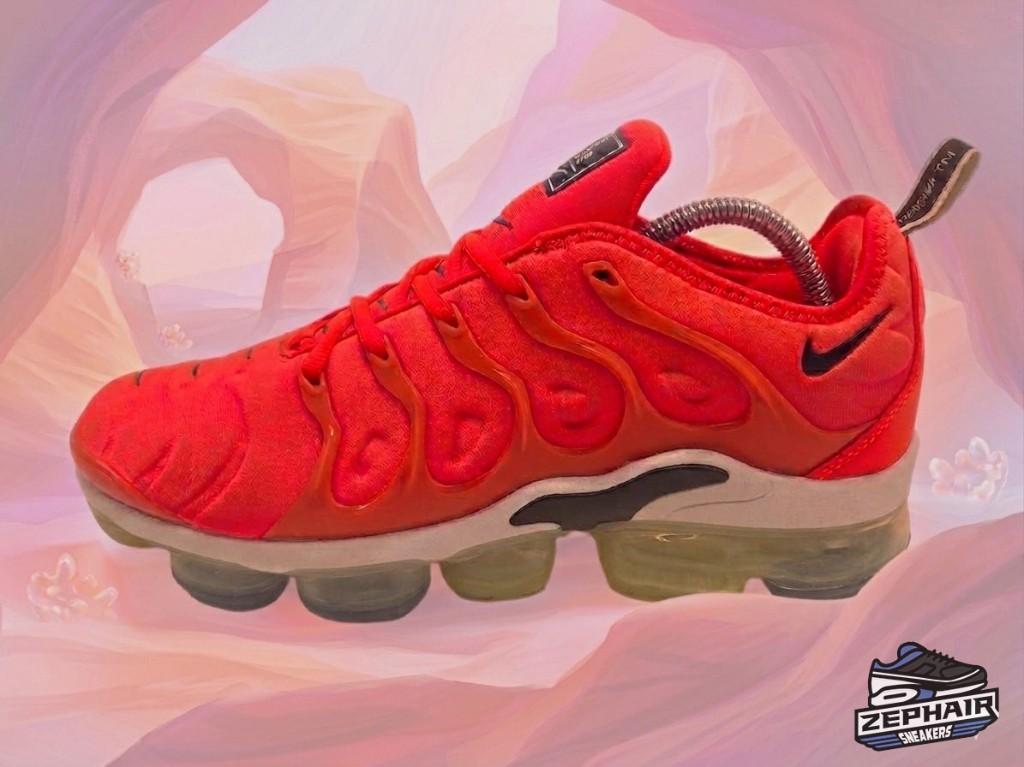 Nike Air VaporMax TN 'Bright Crimson' EU44 2018, Kleding | Heren, Schoenen, Colosseum 1, 1213 NL Hilversum, Nederland, Overige kleuren