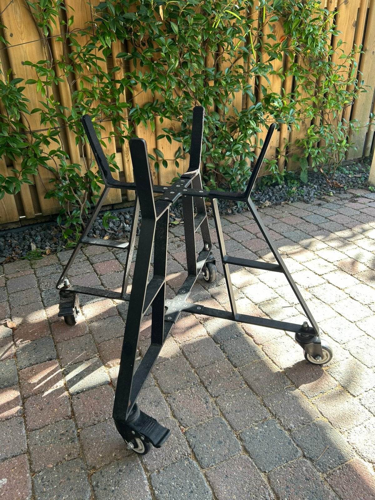 Onderstel Kamado 18 inch, Ophalen of Verzenden, Zo goed als nieuw