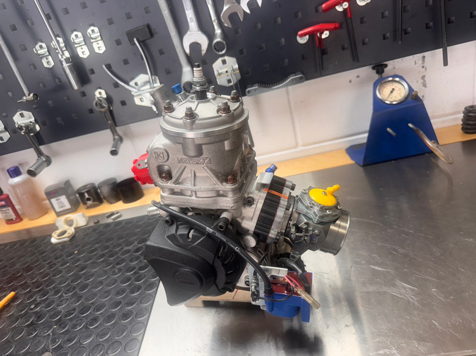 OKJ VORTEX moter met ibea carburateur, Sport en Fitness, Karting, Ophalen of Verzenden, Zo goed als nieuw, Onderdelen Kart