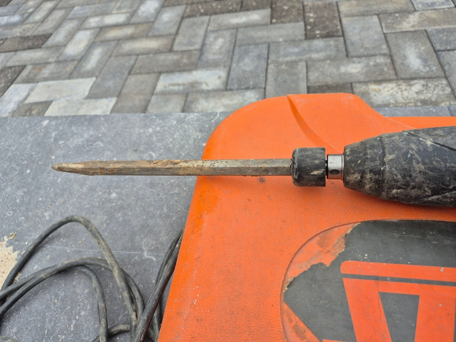 spit 335, Ophalen of Verzenden, Gebruikt, 600 watt of meer, Boor- en/of Breekhamer