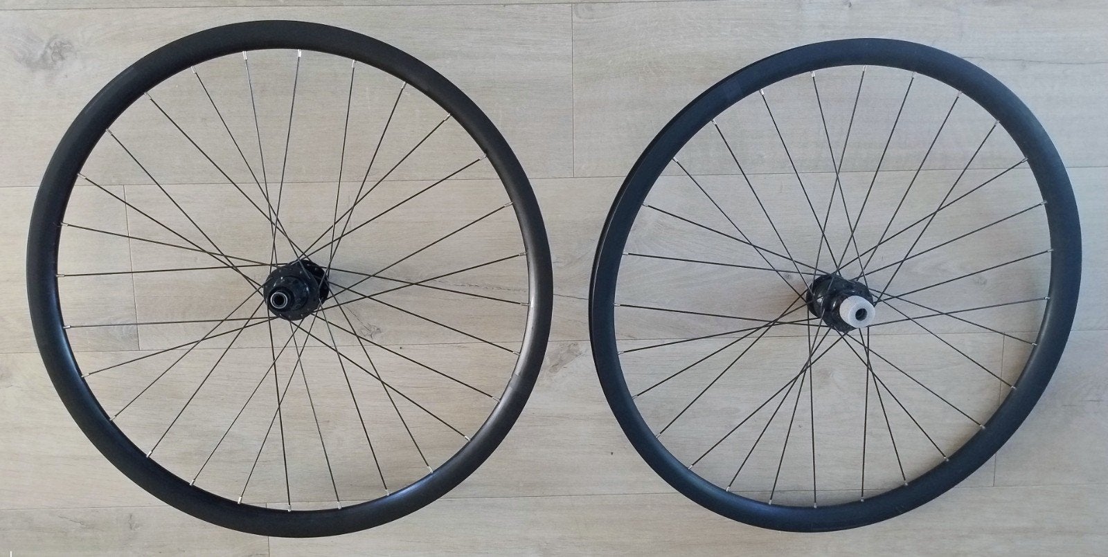 Cube Acid gravel race ra23 wielset MET naafdynamo zgan 28", Wiel, Ophalen of Verzenden, Zo goed als nieuw, Elektrische fiets