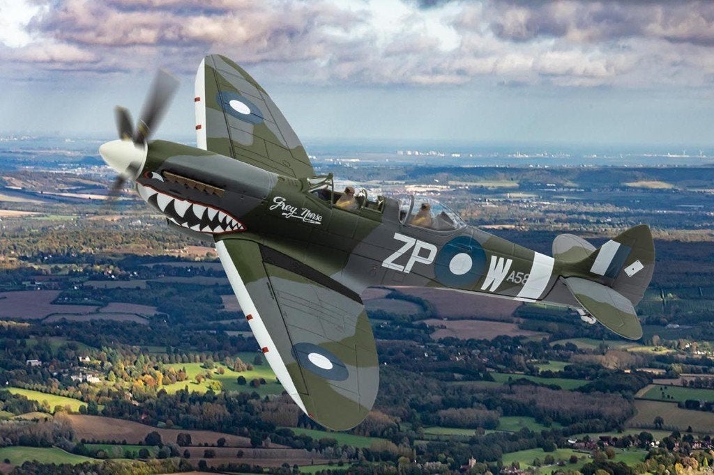 Spitfire T.9 Biggin Hill Heritage Hangar 2022 Corgi AA29201, Carmodel s.r.l. Viale Europa Unita snc info@modelcarswholesale.com