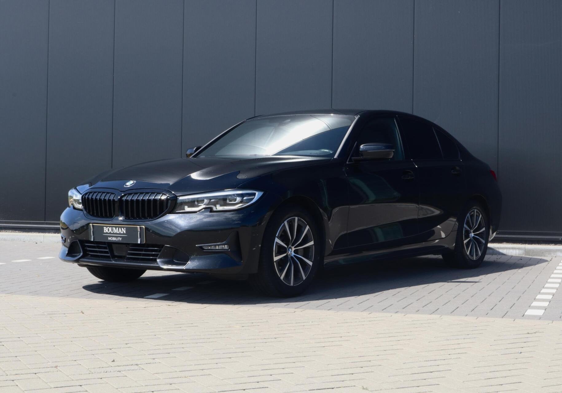BMW 330i High Executive, CARPLAY, LED, SPORTLINE, 258PK, Auto's, Automaat, 1998 cc, Achterwielaandrijving, Gebruikt