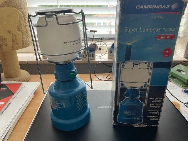 Camping gaz lamp nog in doos, Ophalen, Zo goed als nieuw