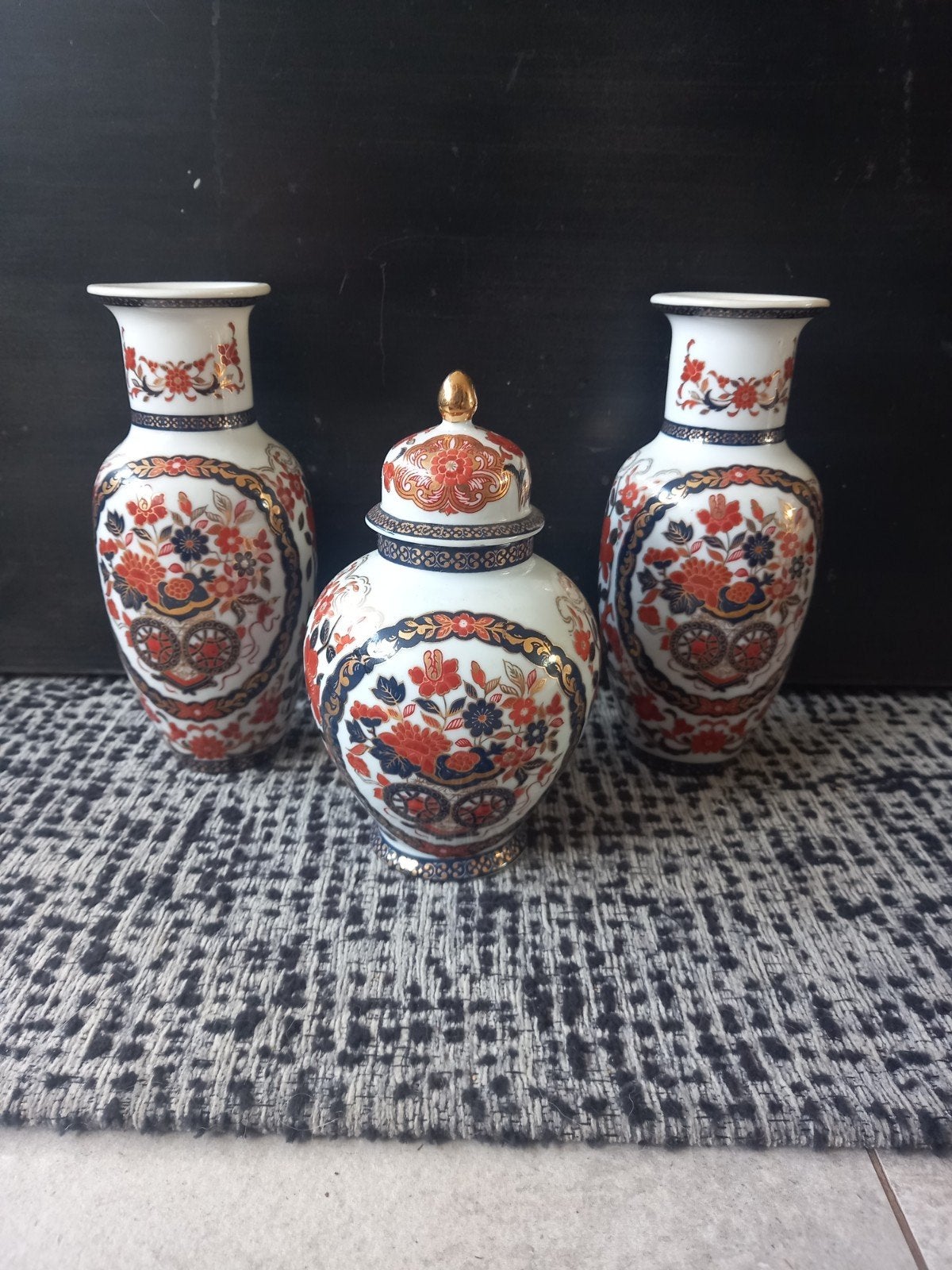 Set van 3 Japanse Imari stijl vazen en pot, Ophalen of Verzenden