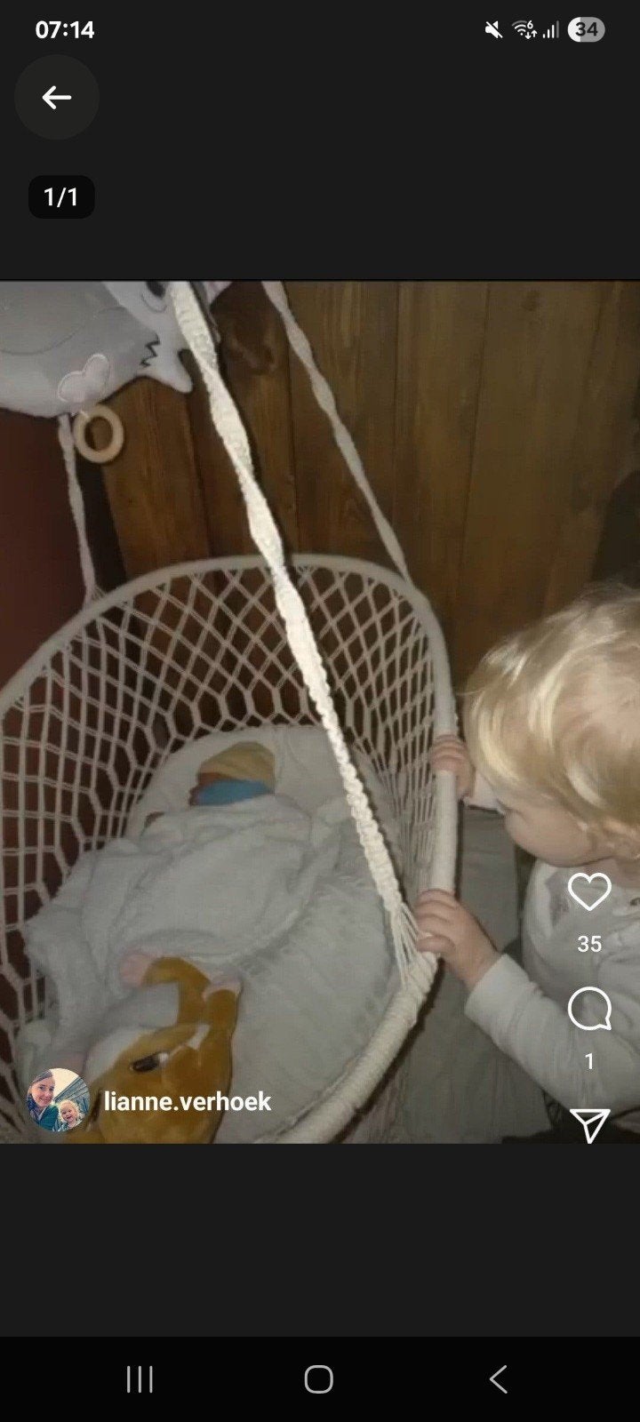Prachtig macramé hangwiegje inclusief matrasje, Ophalen of Verzenden, Zo goed als nieuw, Wieg