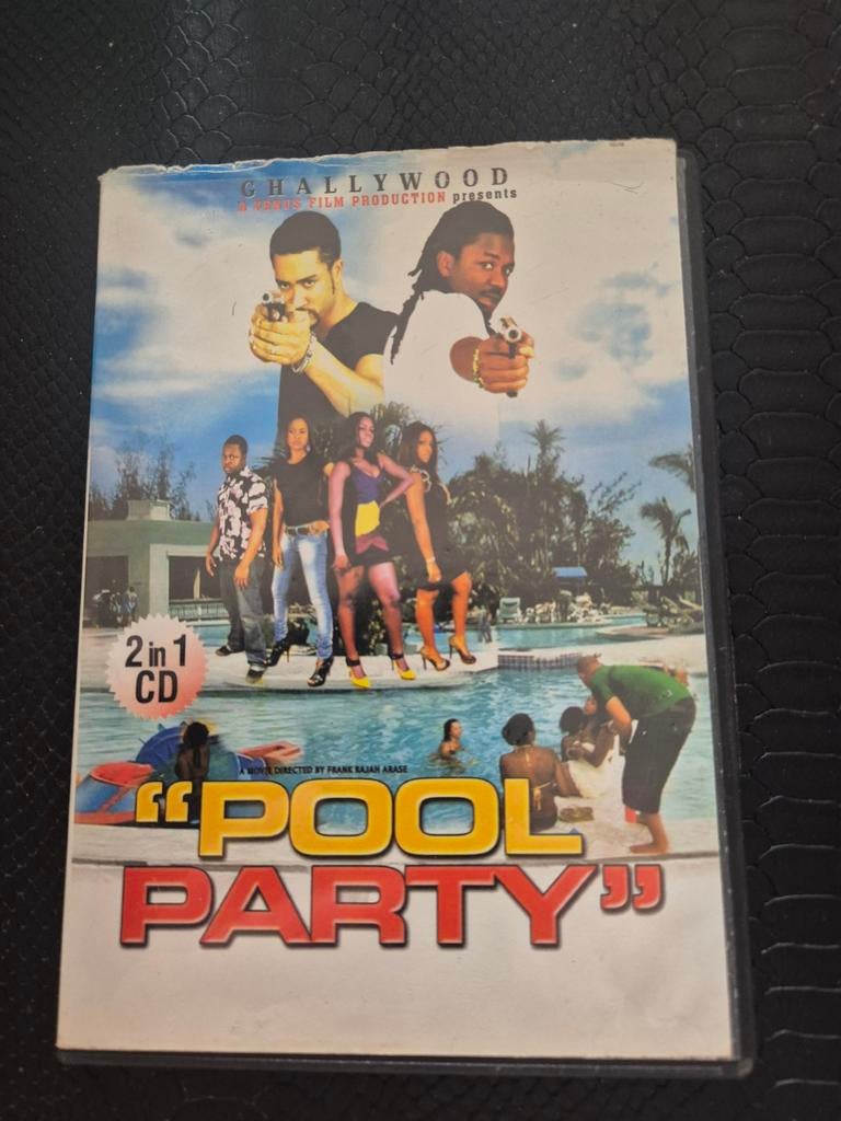 Pool party, Alle leeftijden, Ophalen of Verzenden, Zo goed als nieuw