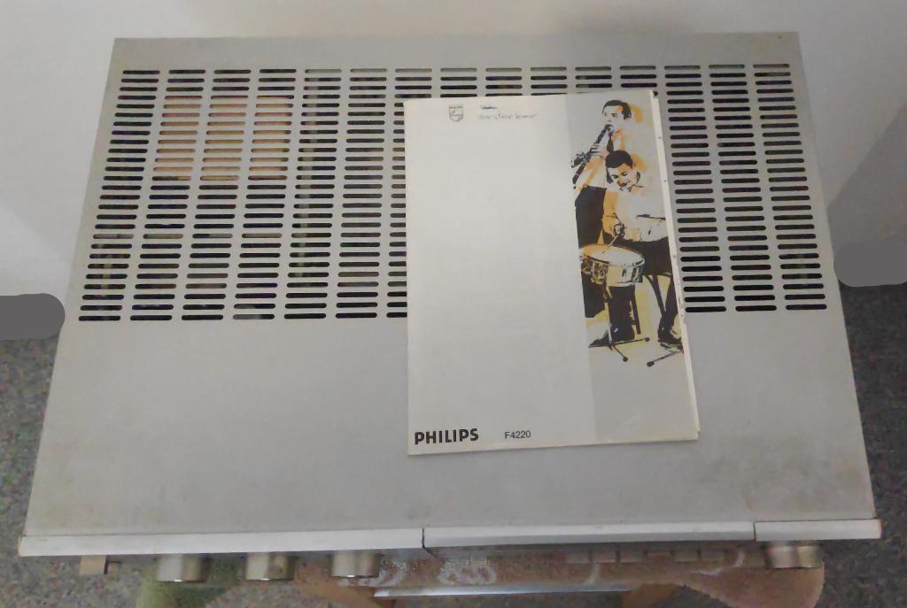 Philips F4220 versterker, Audio, Tv en Foto, Versterkers en Receivers, Overige merken, Gebruikt, Ophalen of Verzenden, Minder dan 60 watt