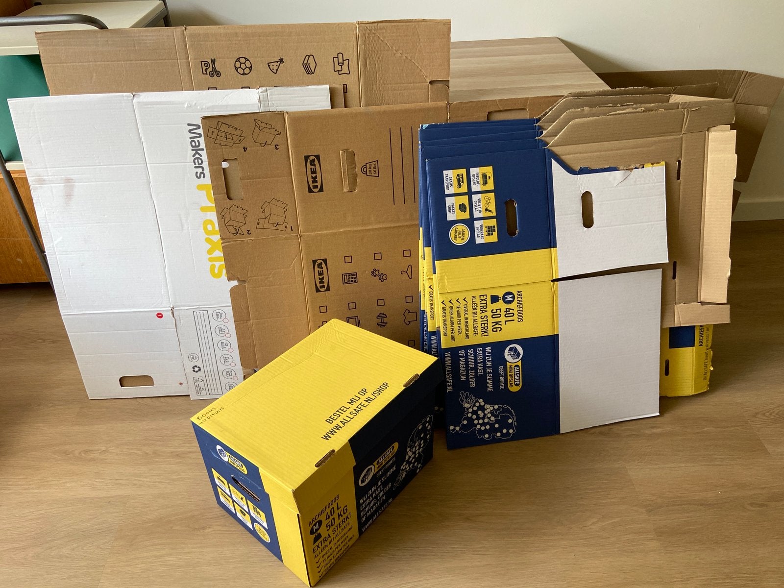 9 verhuisdozen div maten, Ophalen, Zo goed als nieuw, Doos, 35 tot 50 cm