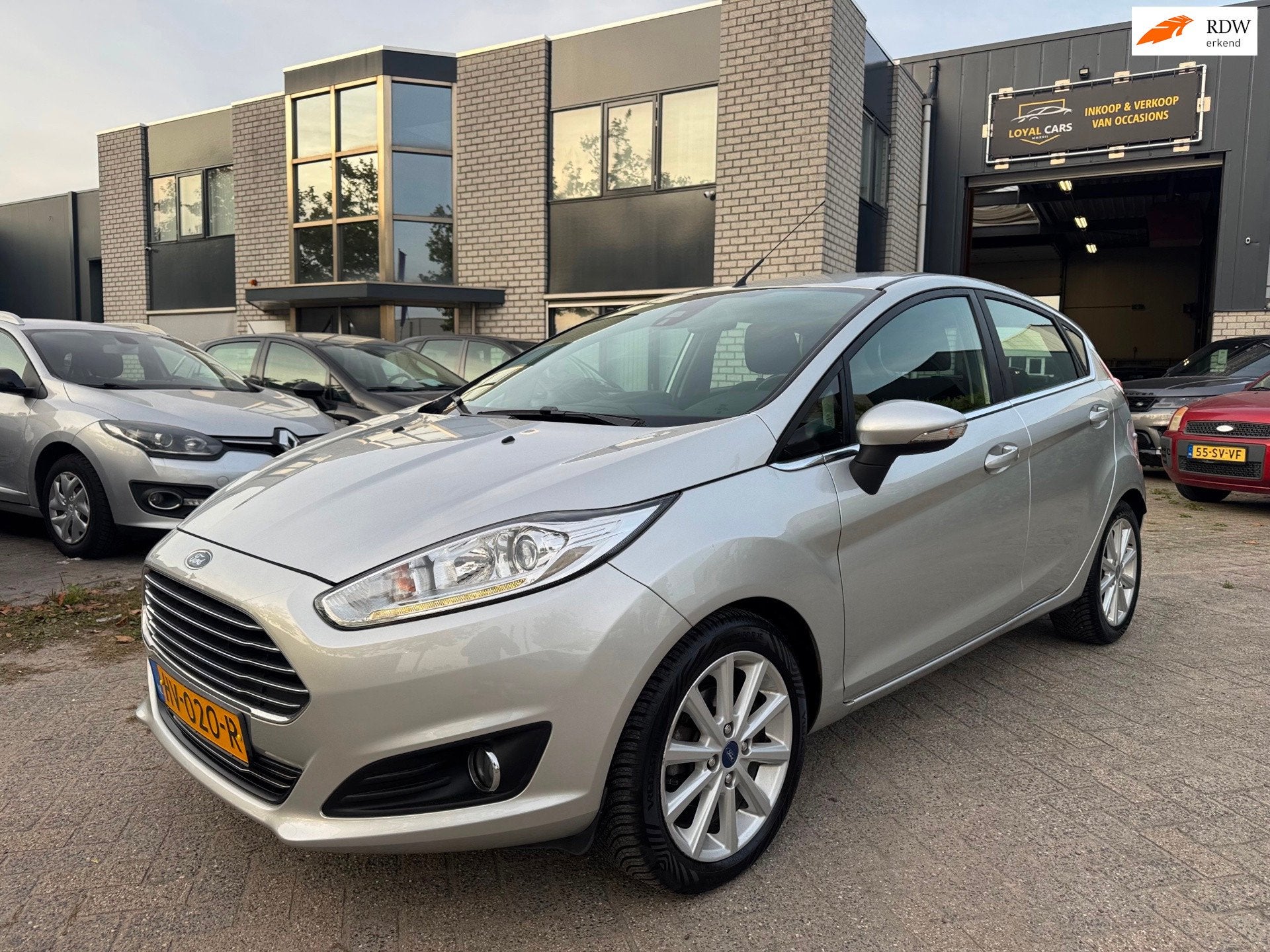 Ford Fiesta 1.0 EcoBoost Titanium Automaat Led, Auto's, Origineel Nederlands, Bedrijf, LED verlichting, 560 kg