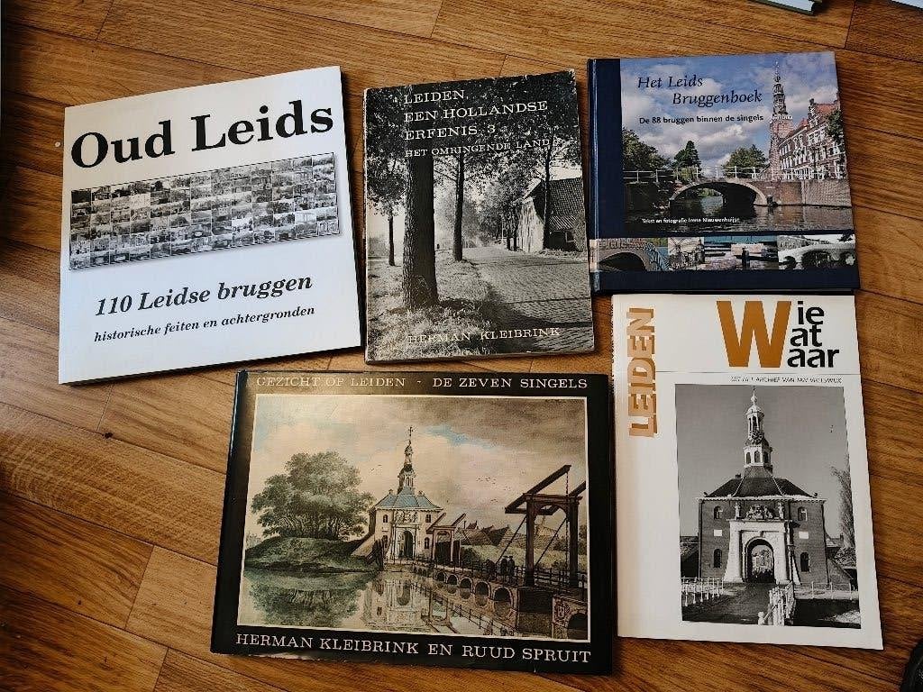 Collectie boeken over Leiden - Geschiedenis en cultuur, Ophalen of Verzenden, Zo goed als nieuw, Diverse auteurs