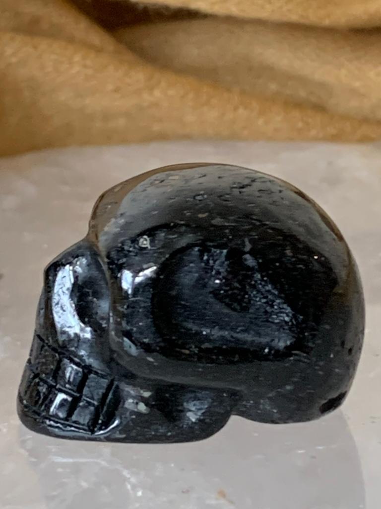 Toermalijn schorl schedel skull beschermt aura healing, Ophalen of Verzenden, Nieuw