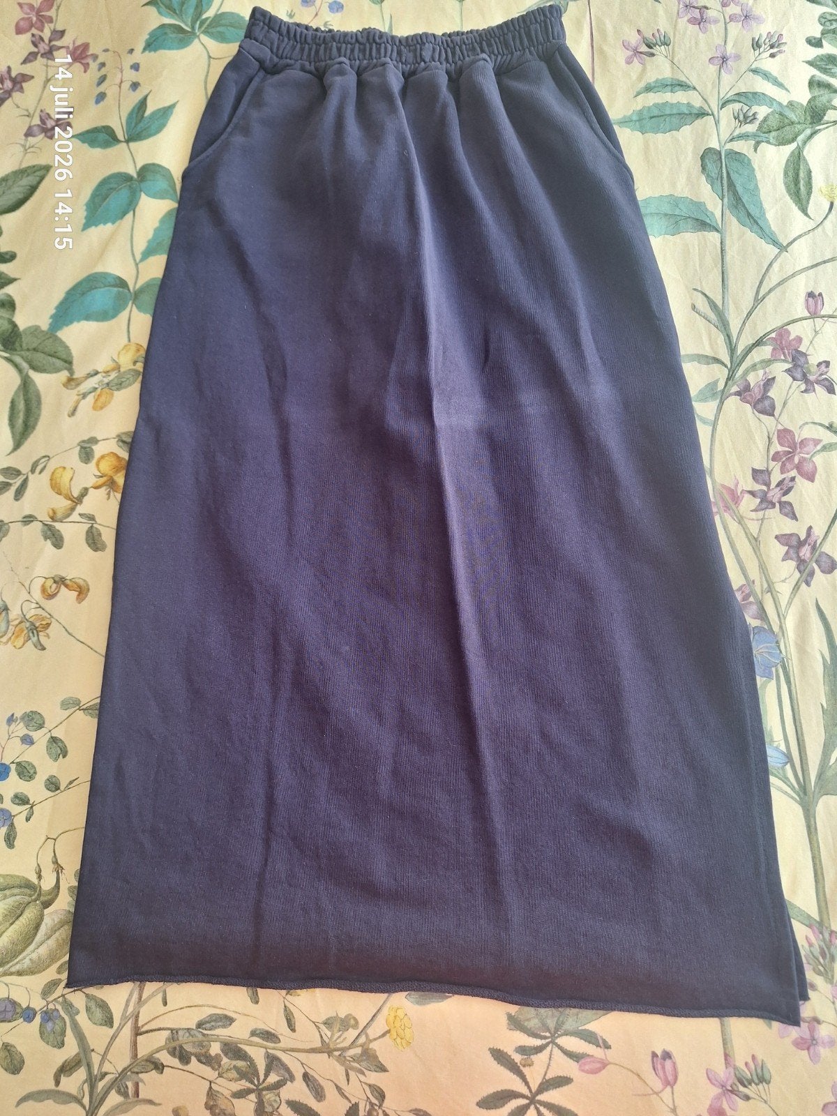 Blauwe sweatstof rok met kleine splitjes tot max mt 42, Blauw, Maat 42/44 (L), Ophalen of Verzenden, Zo goed als nieuw