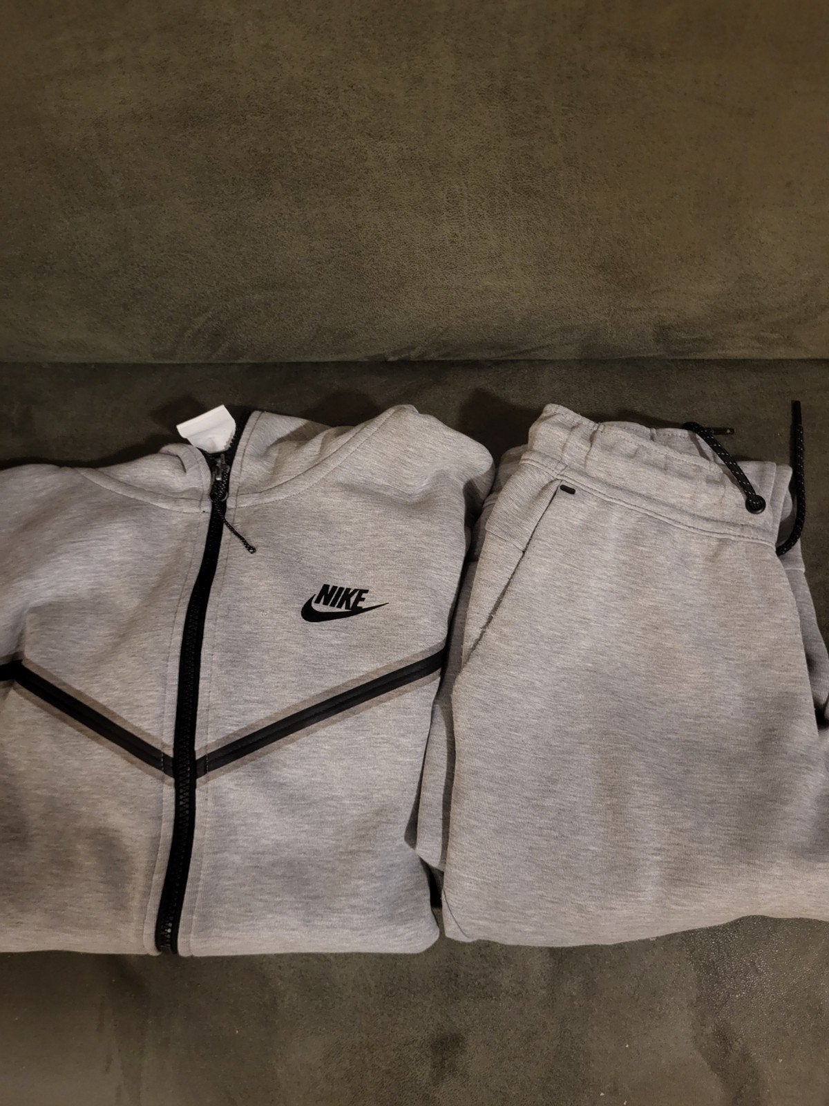 Nike Tech Fleece Pak Jongens Maat S Grijs, Ophalen of Verzenden, Zo goed als nieuw, Nike