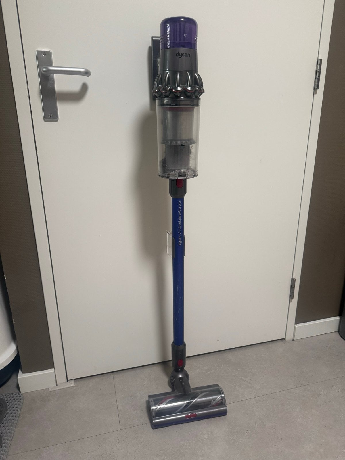 Dyson V11 Absolute met dweilfunctie, Draadloos, Ophalen of Verzenden, Zo goed als nieuw, Dyson