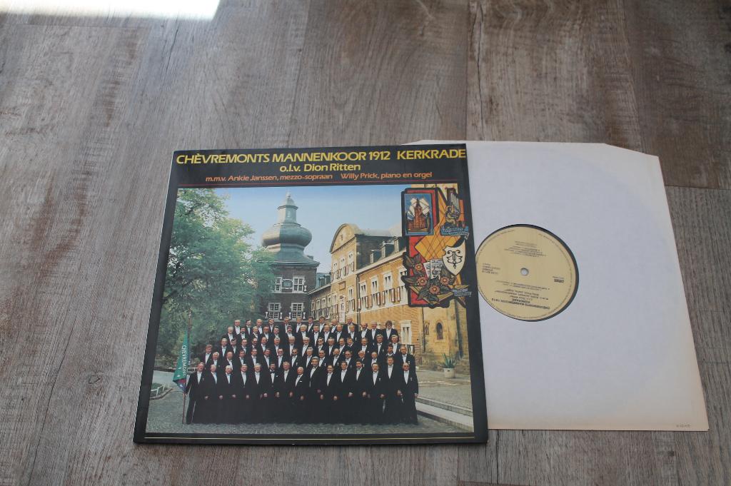 LP Chevremonts mannenkoor mmv Ankie Janssen, Cd's en Dvd's, Kamermuziek, Ophalen of Verzenden, Zo goed als nieuw, 12 inch