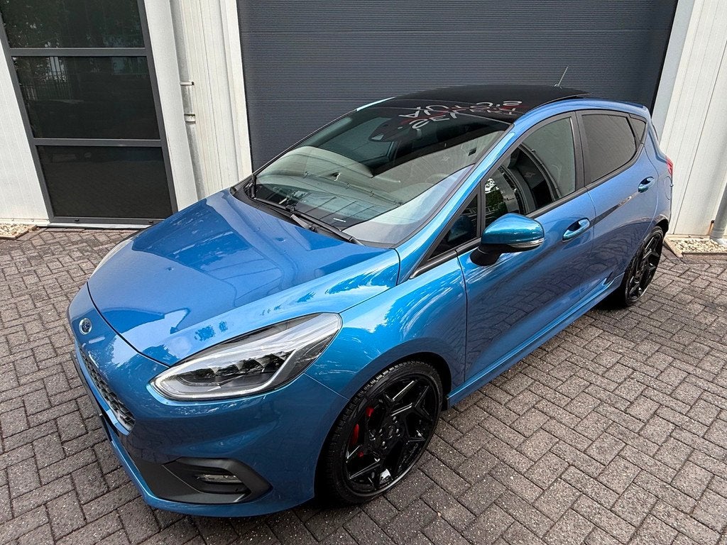 Ford Fiesta 1.5 EcoBoost ST-3 Performance 200 Pk Pano/Recaro, Voorwielaandrijving, Gebruikt, Zwart, 4 cilinders