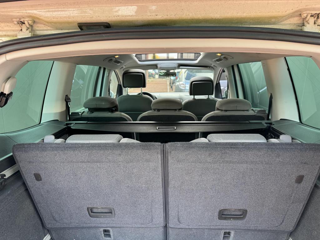 SEAT Alhambra 1.4 TSI 150PK 7-PERSOONS Pano Trekhaak Camera, Auto's, Voorwielaandrijving, Euro 5, Stof, Gebruikt