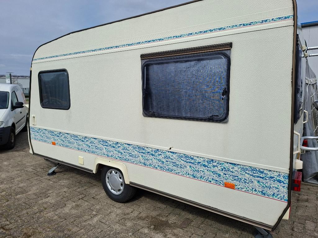 Adria caravan, Disselslot, Treinzit, Dwarsbed, Particulier