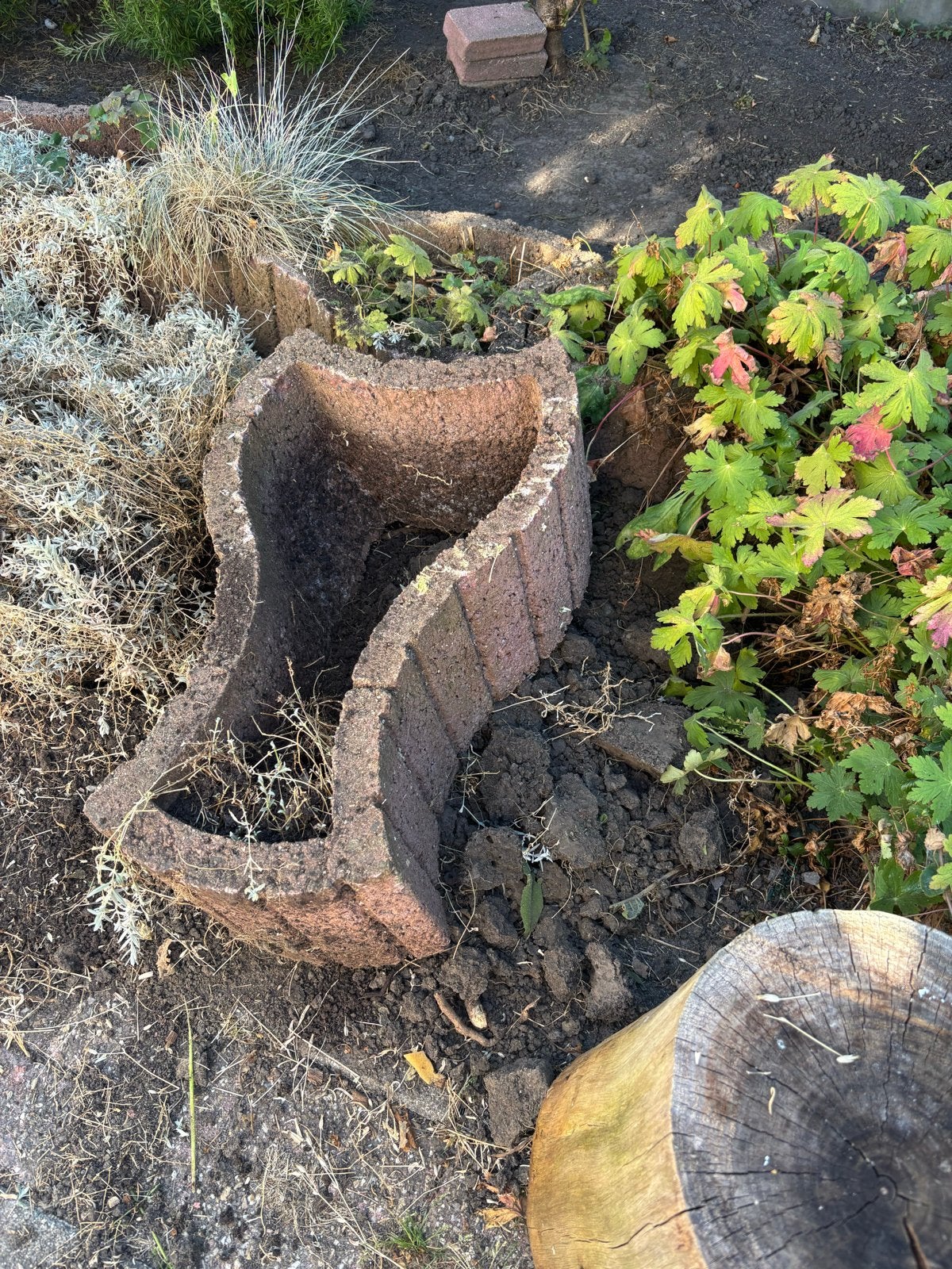 Gebruikte stenen plantenbak voor tuin of balkon, Tuin en Terras, Bloembakken en Plantenbakken, Ophalen, Steen, Gebruikt, Balkon