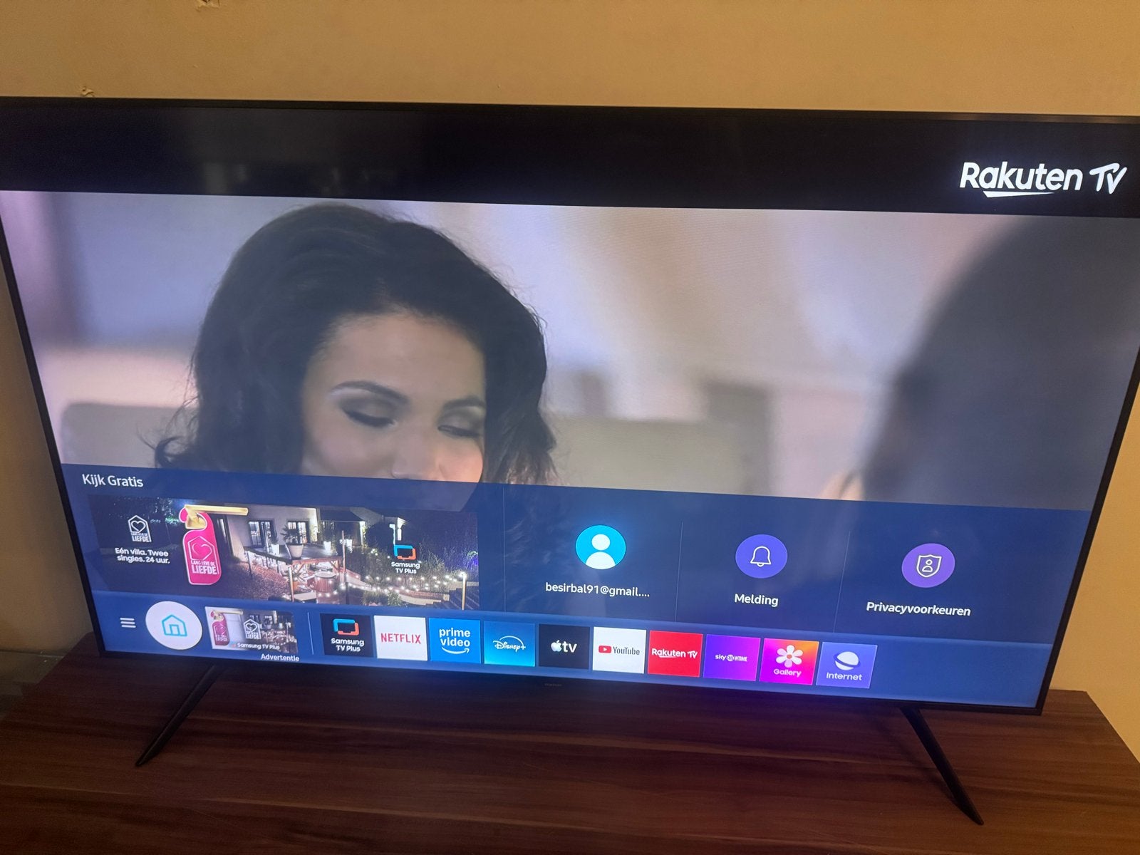 Samsung Crystal UHD U8000F 55 inch 4K Smart TV, Ophalen, LED, 50 Hz, Zo goed als nieuw