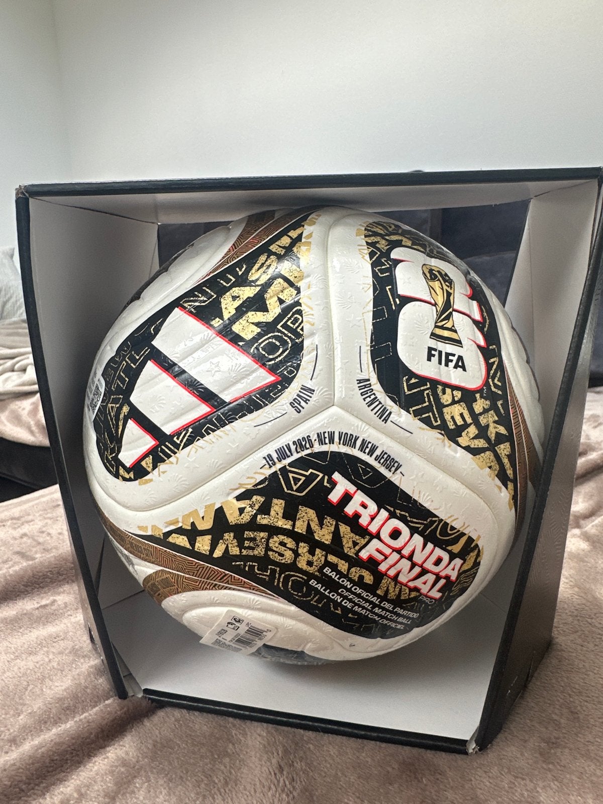 Adidas FIFA WK 2026 Trionda Pro Voetbal - Met finaleimprint, Maat M, Ophalen of Verzenden, Nieuw, Bal