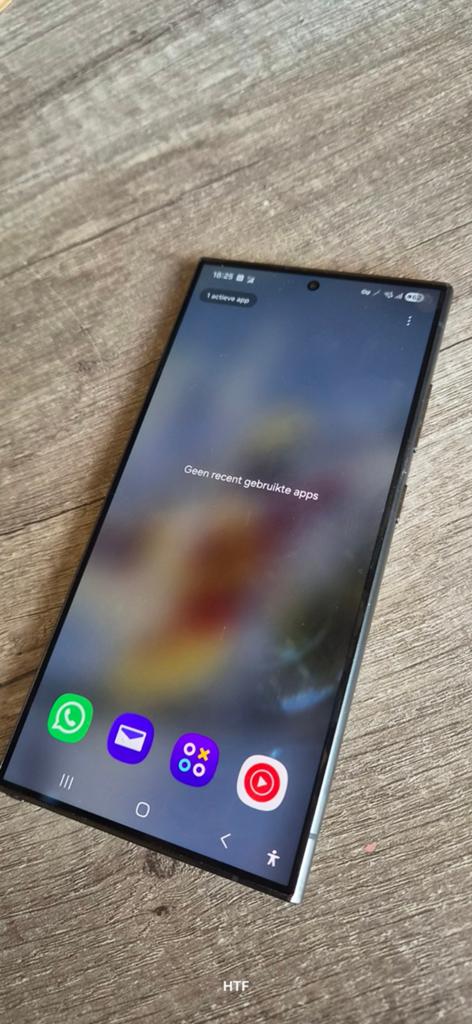 Samsung Galaxy S24 Ultra 256GB Zwart met hoesje, Telecommunicatie, Mobiele telefoons | Samsung, Galaxy S24, Zwart, Ophalen of Verzenden