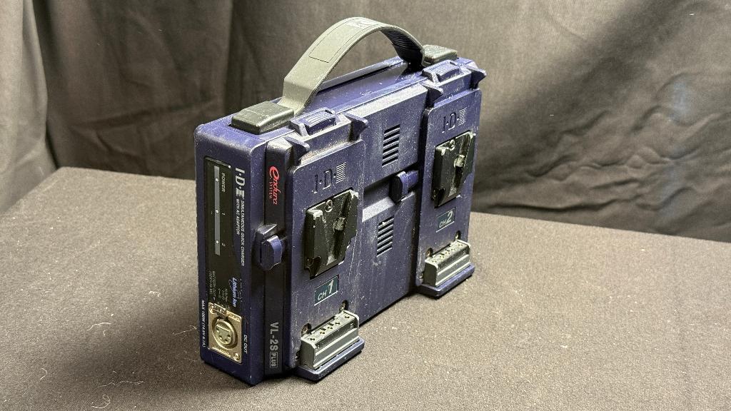 IDX VL-2S Plus dual V-mount snellader 100W, Ophalen, Gebruikt