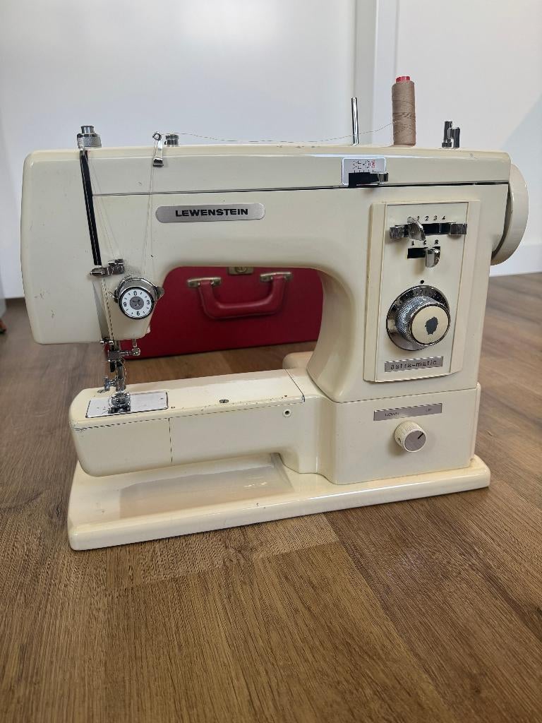 Lewenstein Astramatic Naaimachine  Compleet & Veelzijdig, Gebruikt, Naaimachine, Industrieel, Ophalen