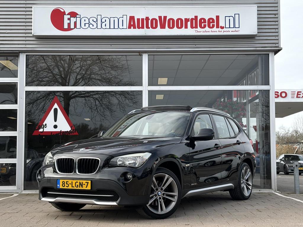 BMW X1 sDrive18i Executive Automaat / Leder / Pano / Stoelve, Beige, 4 cilinders, Zwart, Origineel Nederlands